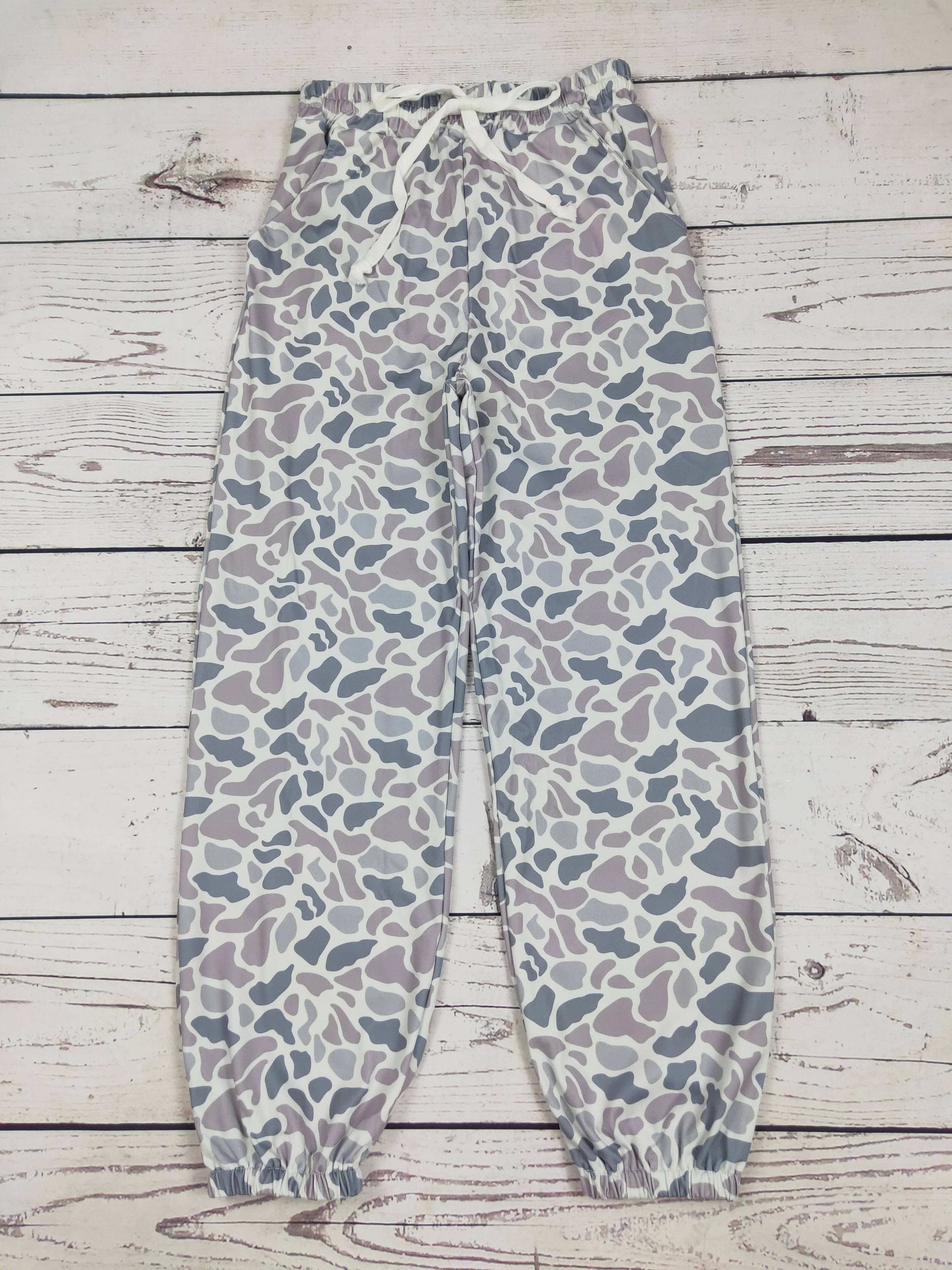 Camouflage Printed Women Joggers with Pockets